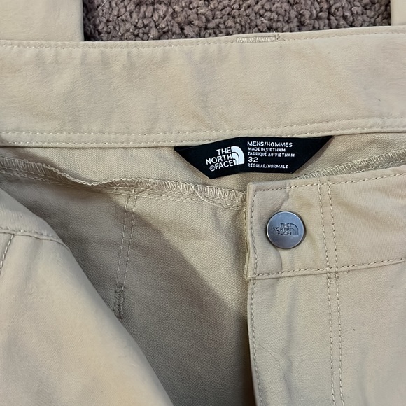 The North Face khaki pants 32 - Picture 5 of 5